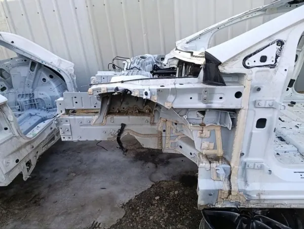 Mercedes-Benz EQS 2022 Vorne links Kotflügel OEM A2976260700 image 6