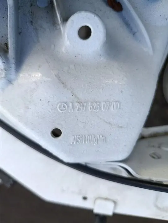 Mercedes-Benz EQS 2022 Vorne links Kotflügel OEM A2976260700 image 8