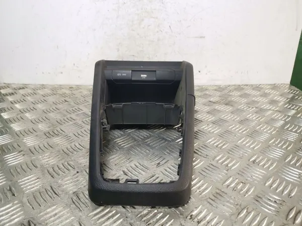 Kia Stonic Dörrkarm OEM 84635H8300 - Begagnad image 4