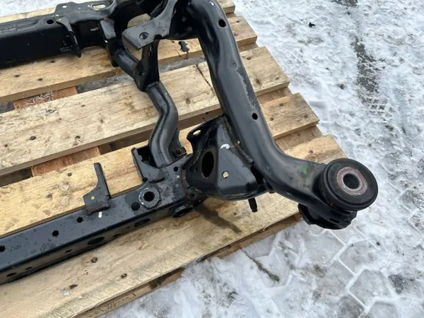 Etuakselipalkki OEM 86543998 Dodge Durango 2016- image 8