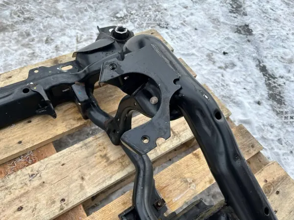 Etuakselipalkki OEM 86543998 Dodge Durango 2016- image 9