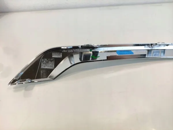 Volvo XC90 II Takapään Oikea Kromilista OEM 31383857 image 8