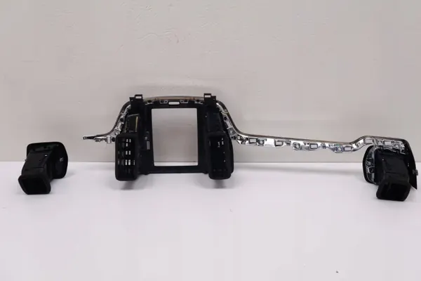 Volvo V60 II Ventilgaller OEM 31651196, 31651199 image 7