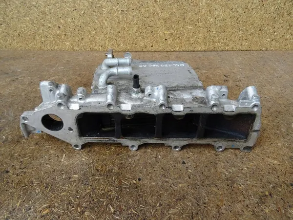 AUDI A3 8V GOLF VII 1.6 TDI Coletor de admissão 04L129766AB image 2