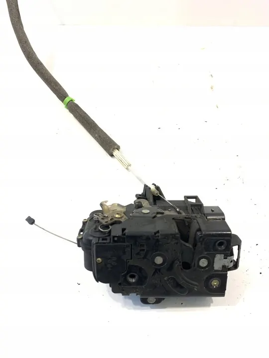 Fram vänster dörrlås Audi TT Mk1 2002 OEM 6G309GF image 4