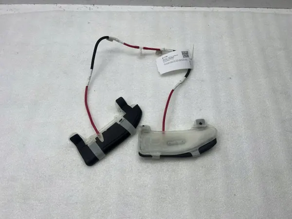 Motor de banco Porsche Macan OEM 7P5882385 - Lado direito image 4