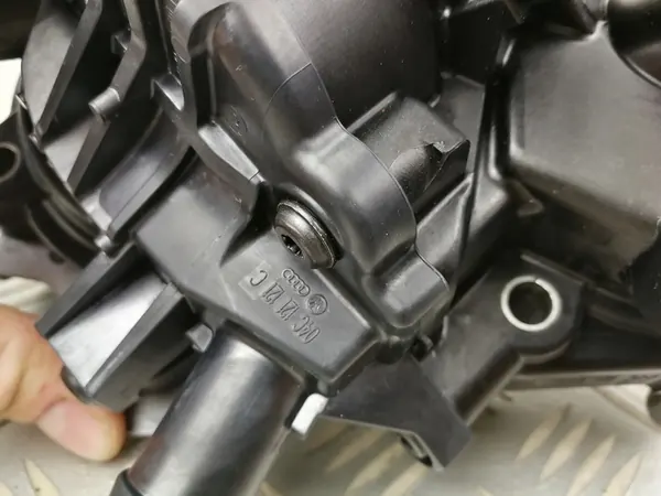 Pompa acqua Volkswagen OE image 6