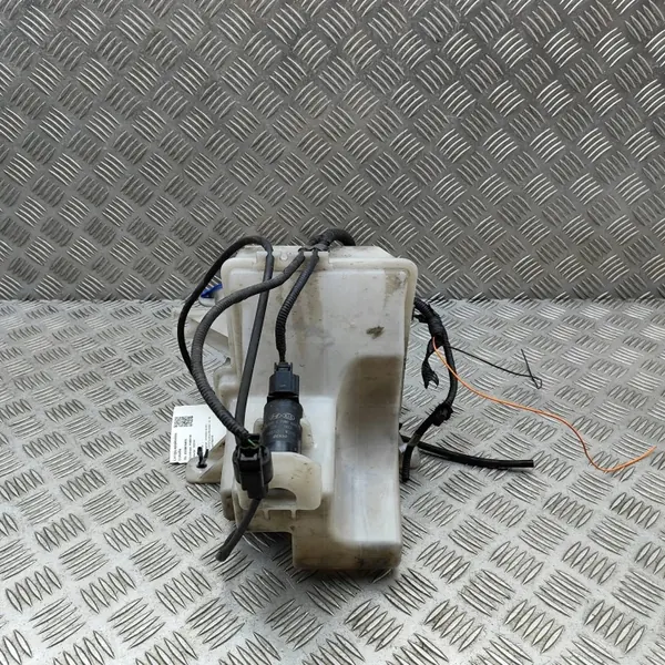 Hyundai i40 Washer Reservoir OEM 98510-1W010 image 5
