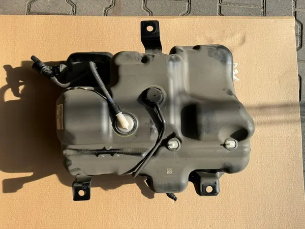 RENAULT TRAFIC III 1.6 DCI RÉSERVOIR ADBLUE image 1