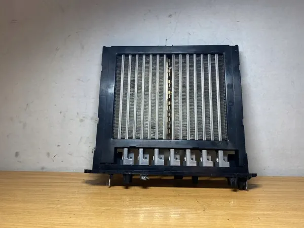 Radiateur de chauffage électrique OEM C2493 Mercedes-Benz E W211 image 3