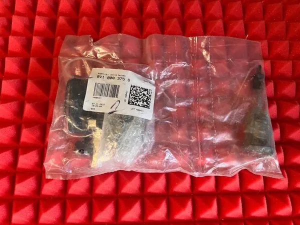 Jeu d'inserts de clé OEM 8V1800375S pour Audi image 2