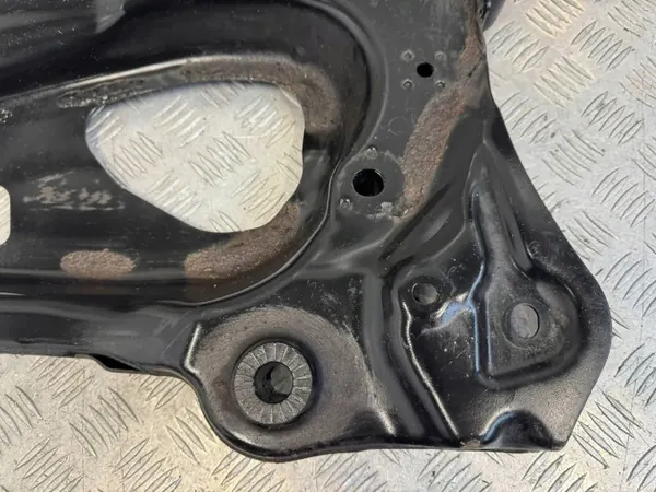 OEM 5Q0199315 Support suspension avant Golf VII image 5