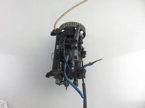 VW Transporter T4 Einspritzpumpe 1.9 TD ABL 028130115L image 5