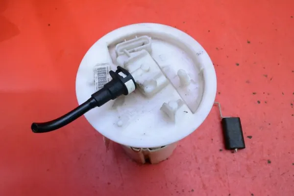 Kraftstoffpumpe AV61-9H307-AC für Ford Focus MK3 1.6 image 5