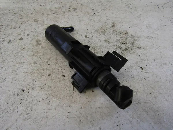 AUDI A4 B8 LIFT LINKER KOPLAMPREINIGER 8K0955101D image 4