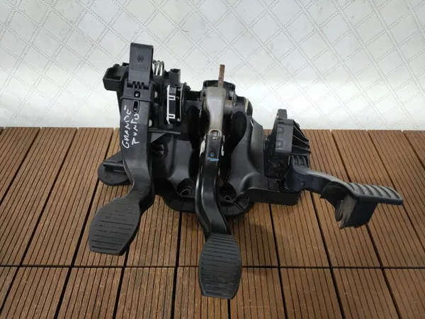 Fiat Grande Punto 05-12 Pedalsatz OEM 50508929 image 2