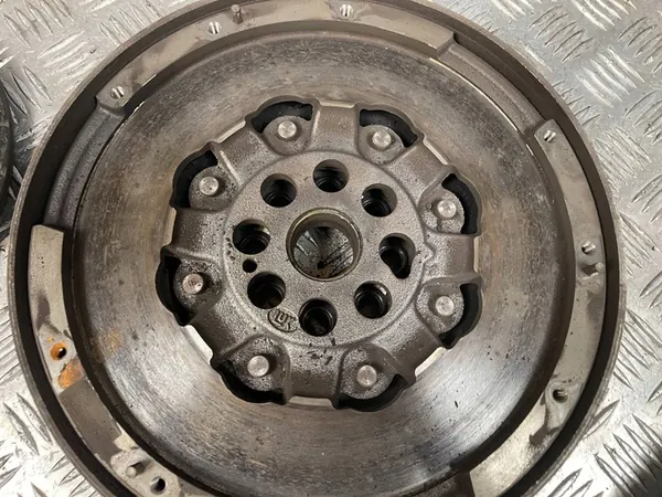 Volante bimassa Renault Talisman 1.6DCI OEM image 9