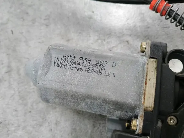 Elevador de vidro dianteiro direito VW Polo 6N III image 7