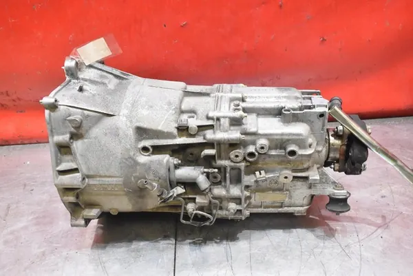 BMW E46 2.0 D Vaihteisto 1065401012 image 4