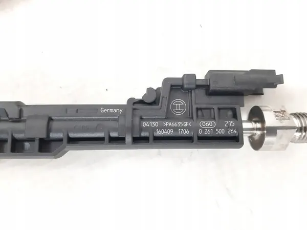 Set Iniettori BMW 5 G30 7 G11 G12 55km image 2