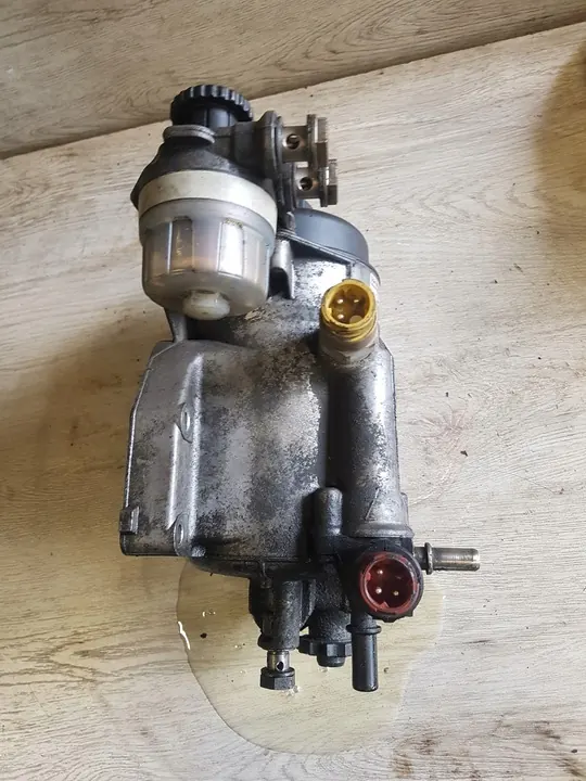 Boîtier de filtre à carburant MAN TGL TGM image 2