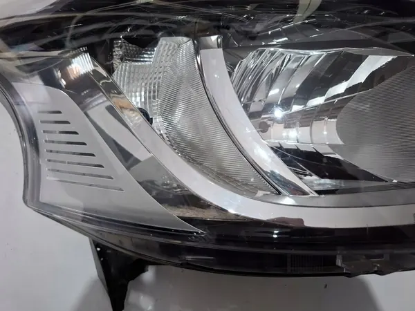 Oikea Ajovalo Renault Traffic 3 III 260601784R image 4