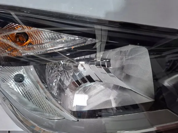 Oikea Ajovalo Renault Traffic 3 III 260601784R image 5