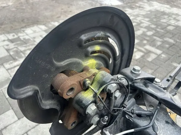 Hinterachsträger OEM 430421801R für Renault Trafic III image 3