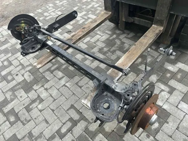 Hinterachsträger OEM 430421801R für Renault Trafic III image 9