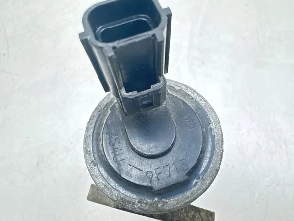 Válvula de control de ralentí Ford OE XS4U-9F715-DA image 4