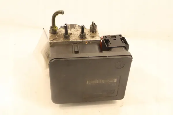 Bomba ABS Honda OEM 57110-SEG-E610-M1 Usada image 3