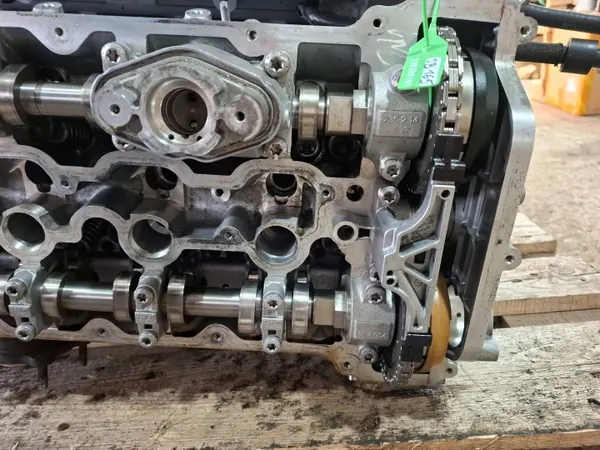 Motor BMW N74B60A OEM S26380165 - V12 TwinTurbo 544CV image 9
