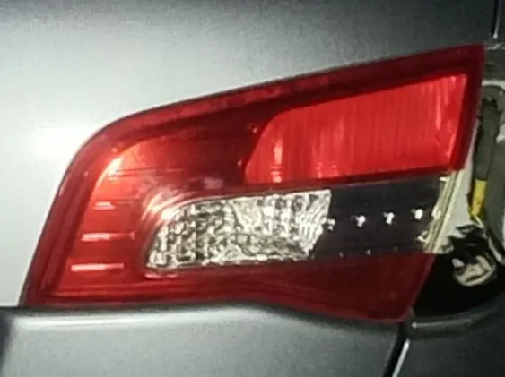 LUZ TRASERA RENAULT KOLEOS IZQUIERDA DERECHA 26555-JY05A image 3