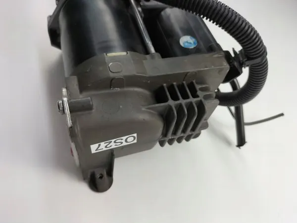 Compressor Suspensão Citroen OEM 4154040156 Usado image 5