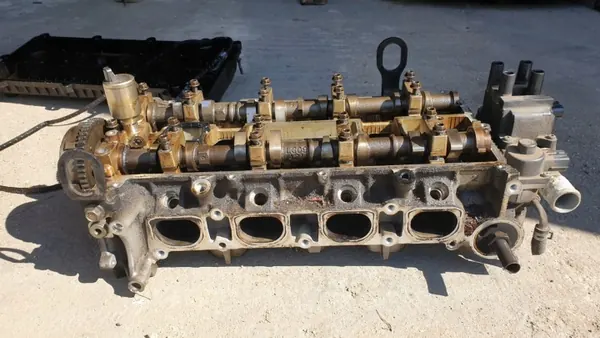 Cilinderkop Mazda 6 2.3B OEM 5y4w - Gebruikt image 4