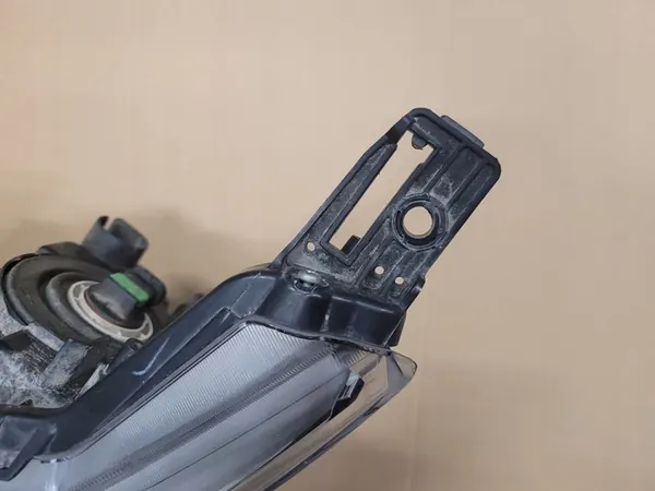 Nissan Qashqai 2013-2017 Vasemman etu LED-ajovalon OEM 260604EH0A image 2