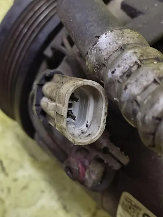 Ilmastointikompressori Opel Zafira B 1.6 2006 OEM image 6