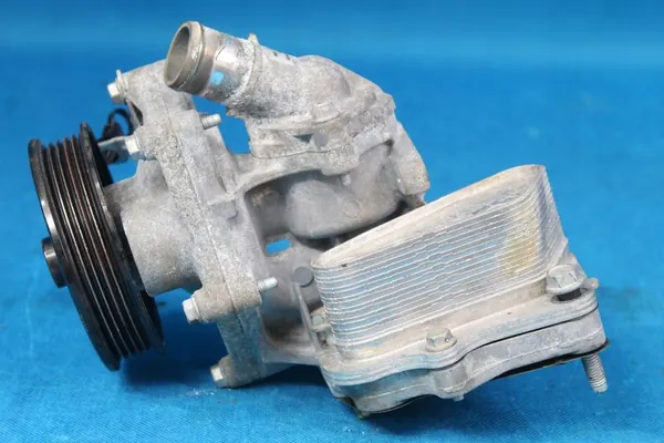 OPEL INSIGNIA B Vattenpump Termostatbas 2018 12681171 image 7