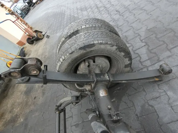 Mitsubishi OE Hintere Blattfedern OEM 3C13 2015 image 3