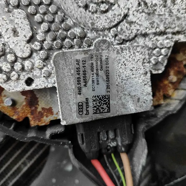 Gebrauchtes Kühlteil OEM 4H0959455AE für Audi A5 Cabrio image 7