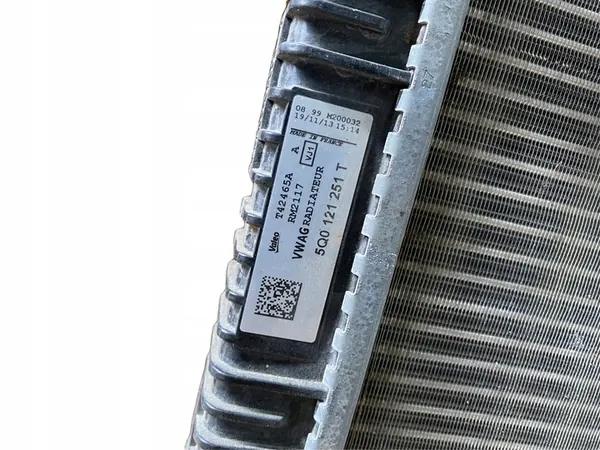 VW GOLF VII Radiador de Agua 5Q0121251T image 4