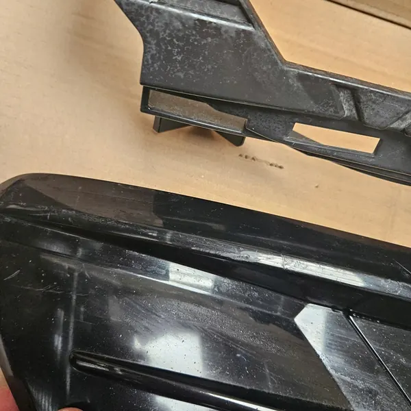 Deslizante de Para-choques Esquerdo VW Tiguan II 5NA 5NA807723A image 10