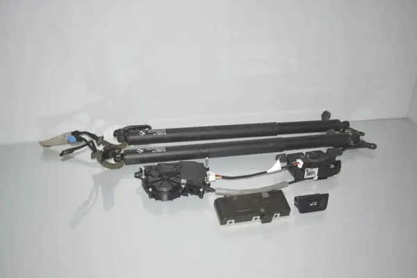 Kit apertura automática maletero OEM 9299447 BMW 2 Gran Tourer image 2