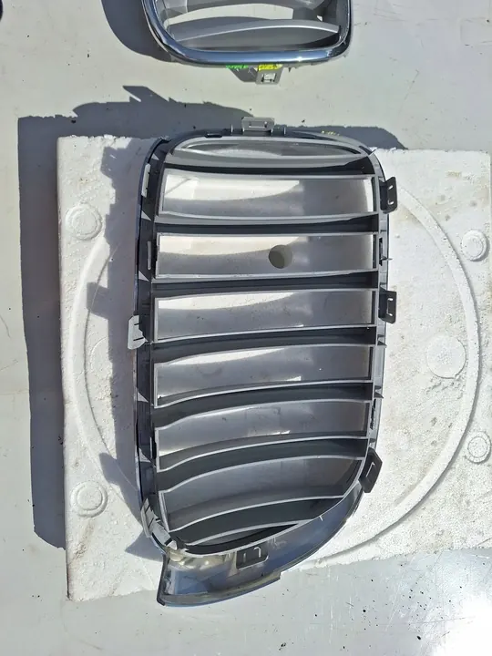 BMW X3 F25 Grill Right Left Center Chrome Satin OEM image 9