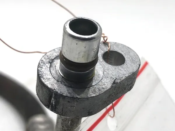 Ilmastointiputki Dacia Dokker 1.6 83HV 924400562R image 4