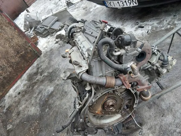 Mercedes W204 W12 E350 3.5D 3.0CDI V6 2010 Motor image 5