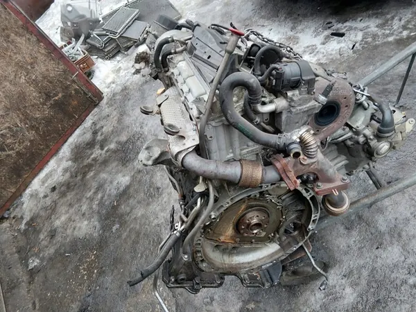 Mercedes W204 W12 E350 3.5D 3.0CDI V6 2010 Motor image 6