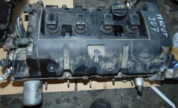 Peugeot Sylinterikansi OEM V753354980N 1.4 16V Bensiini image 2