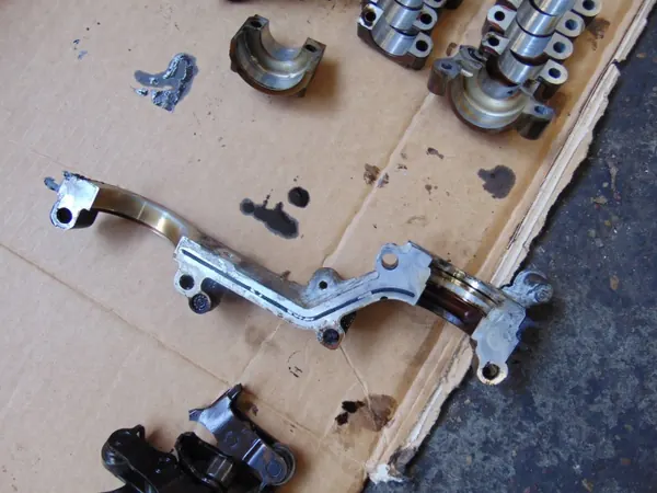 Peugeot Sylinterikansi OEM V753354980N 1.4 16V Bensiini image 10
