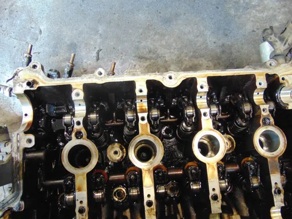 Peugeot Sylinterikansi OEM V753354980N 1.4 16V Bensiini image 4